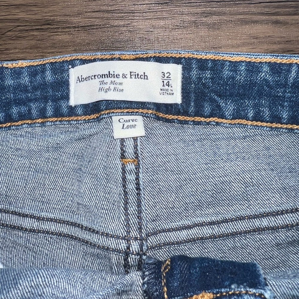 Curve Love High Rise Mom Jean